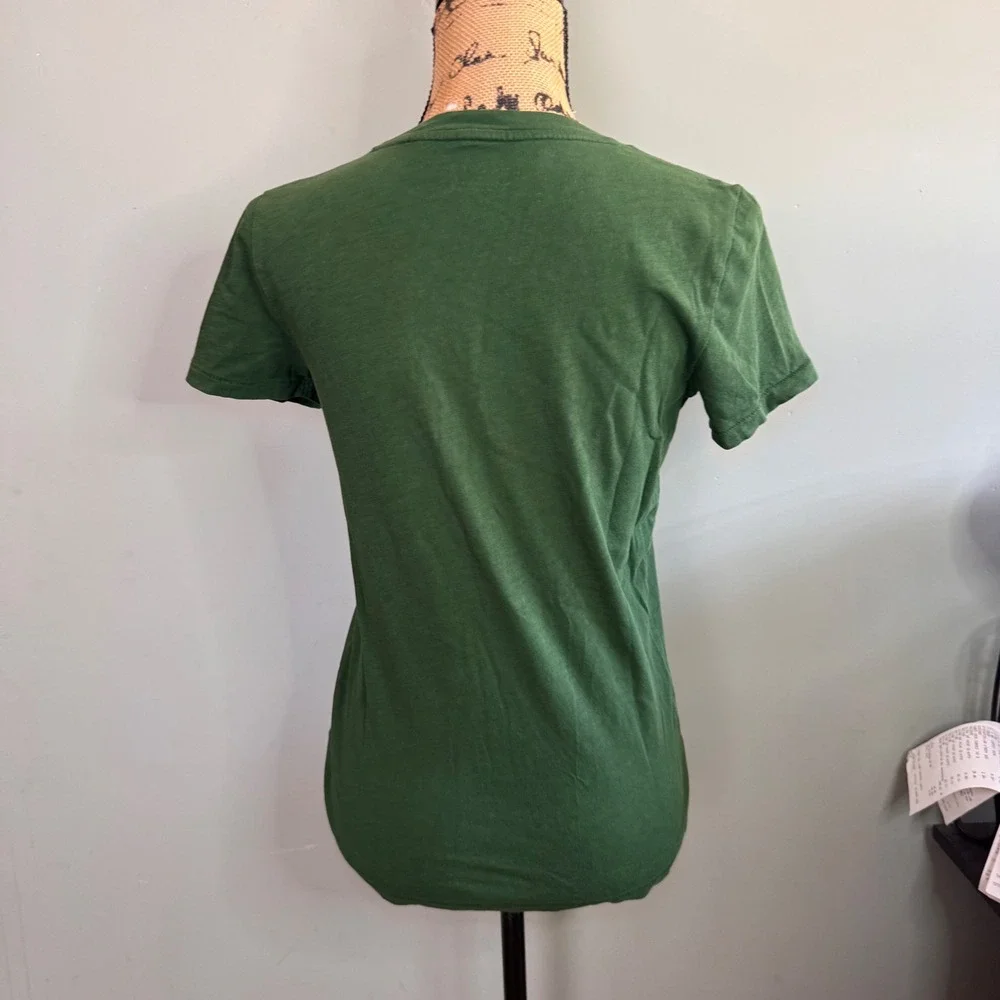 J. Crew Featherweight Slub Cotton V-Neck T-Shirt Green Womens Small Short Sleeve